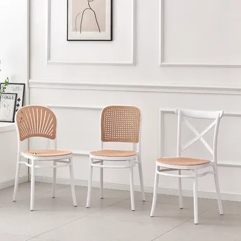 Дизайн Hlack Скандинавские Обеденные стулья Современный минималистичный офис Кафе Бар Обеденные стулья Мебель для балкона для макияжа Sillas De Comedor